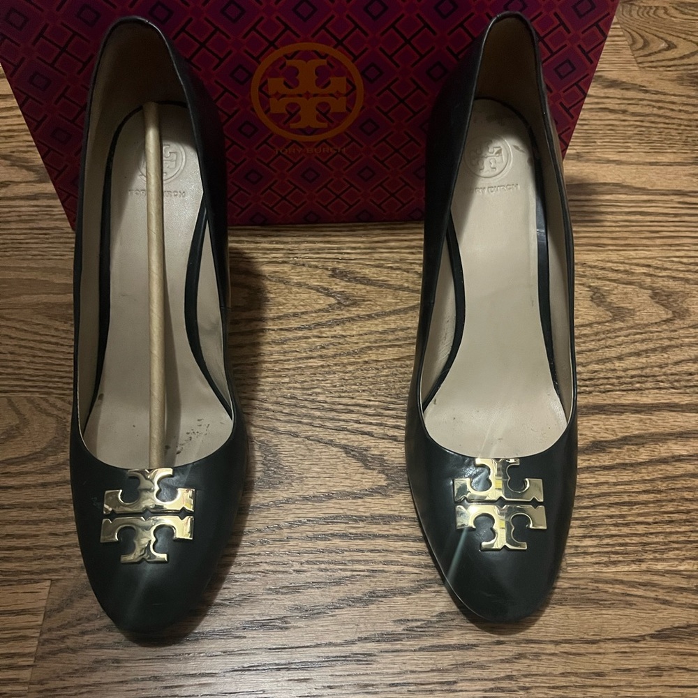Tory Burch wedges size 9.5